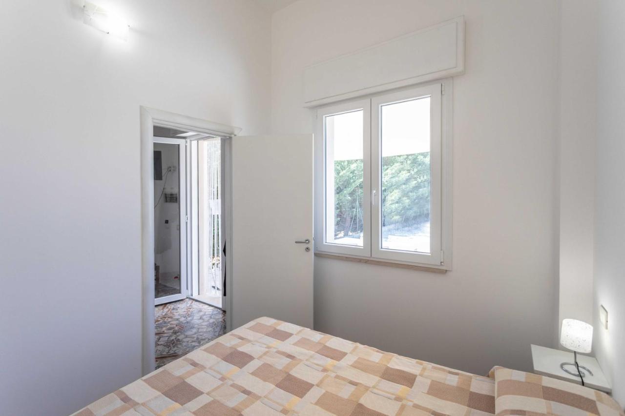 Villetta Andrea A Due Passi Dalla Sabbia - Apulia Home Torre San Giovanni Exterior foto